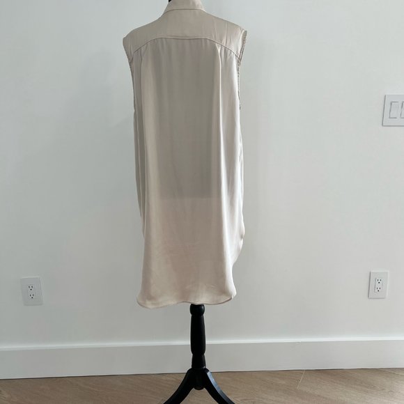 Versatile Dress - Picture 2 of 2